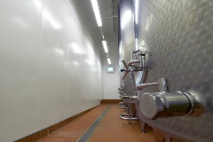 Marvec FS cladding used on walls in Kingsland Wines  - Image 17950