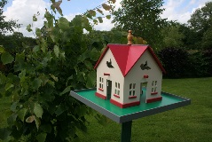 Foamalux Colour is used to create these attractive bird houses - Image 9804