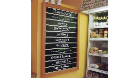 Foamalux Eco used to create blackboard effect signage at a Covent Garden Soup Company outlet - Image 2305