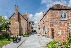 Cascade Cast Iron Guttering System 17